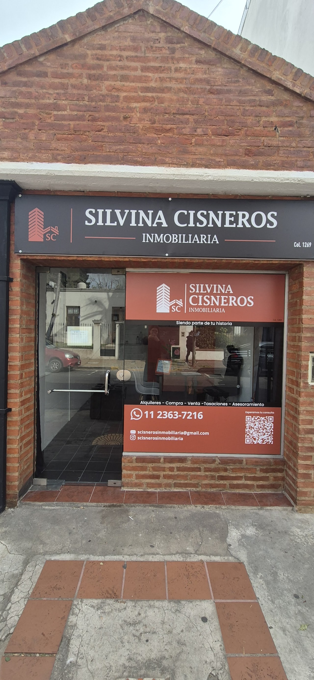 Fachada comercial de Silvina Cisneros Inmobiliaria en Berazategui